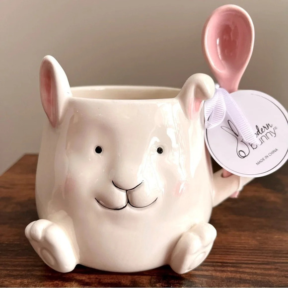 Arlington| 3D Ceramic Hand-Painted Bunny Mug & Spoon Set Spring Easter - Picture 1 of 8